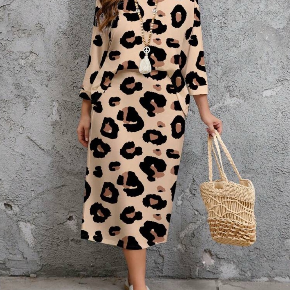 Leopard Print Midi Skirt